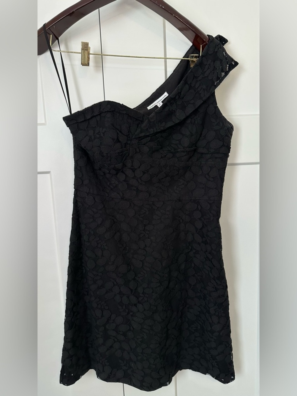 Seamline Cynthia Steffe Black One-Shoulder Lace Cocktail Dress Size 8